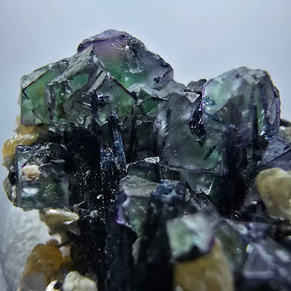 Bunte Phantom Fluorit Würfel Schörl Turmalin Muskovit Erongo, Namibia 49*34*23mm