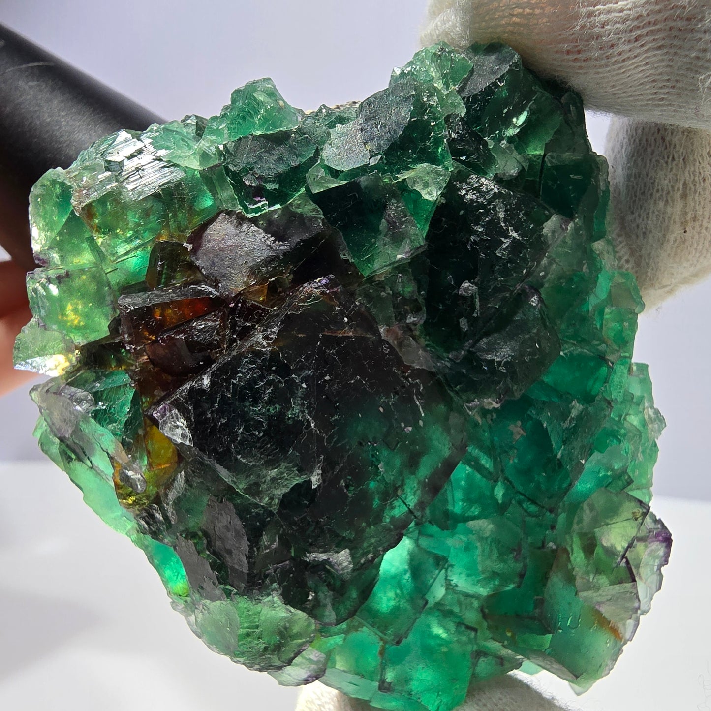 Grand spécimen de cube de fluorite fantôme parqueté, Okorusu zonal, Namibie, 84 x 74 x 23 mm 