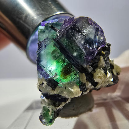 Cube de fluorite fantôme, zonal, muscovite, spécimen de tourmaline Schorl, Erongo, Namibie, 29 x 25 x 19 mm 