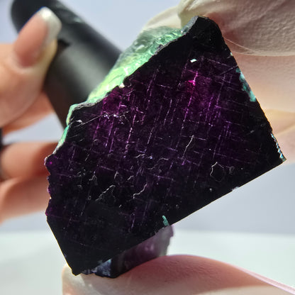 Spécimen de cube de fluorite fantôme vert violet zonal 11:11 Angel Pocket, Namibie 43*31*28mm 