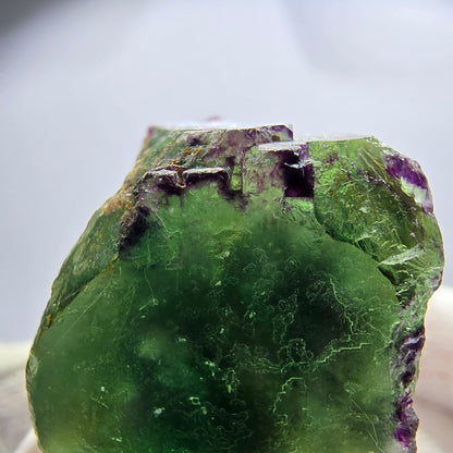 Rare cube de fluorite fantôme, vert violet zonal Okorusu, Namibie 38*35*30mm 