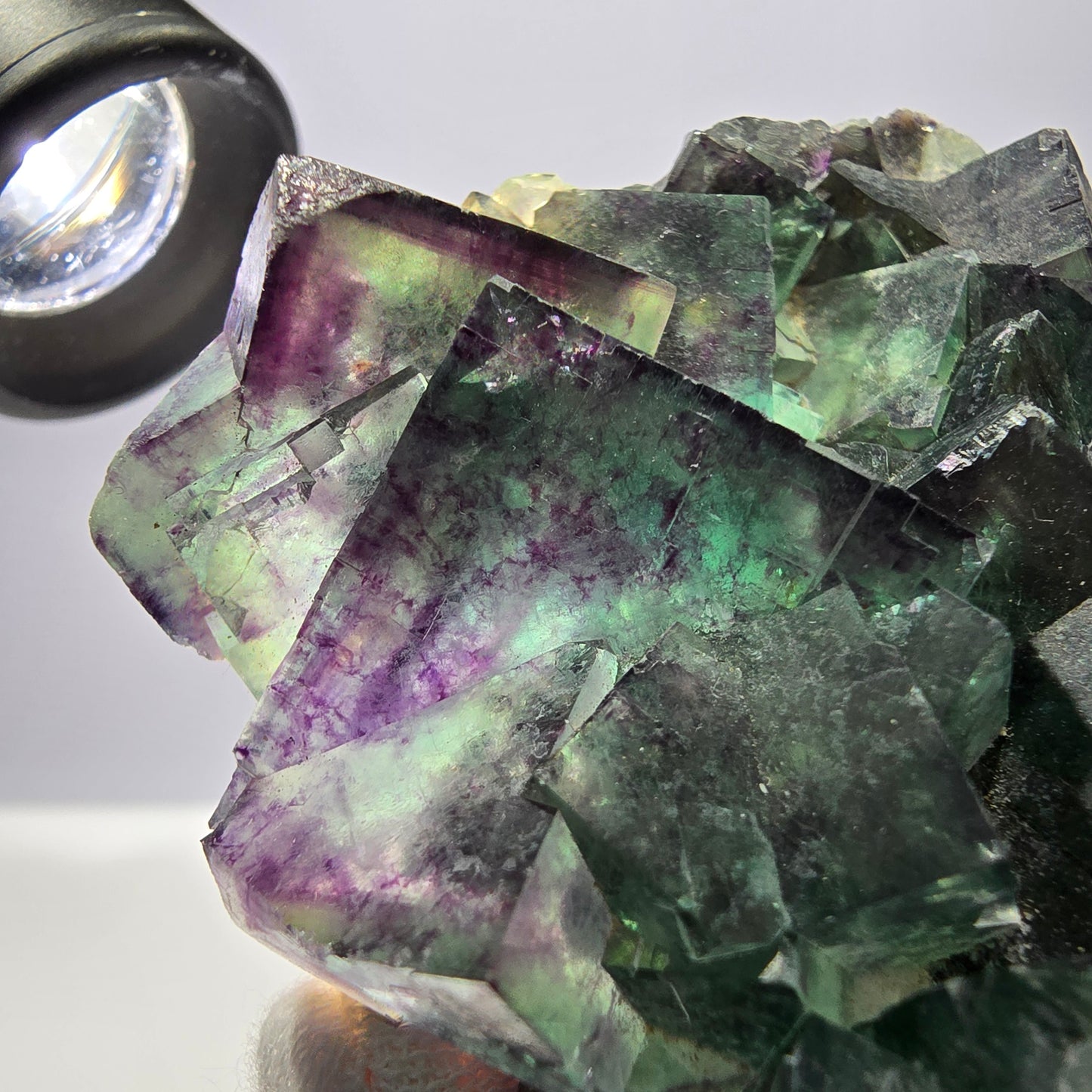 Rare spécimen de cube de fluorite fantôme, parqueté zonal Okorusu Namibie 76 x 62 x 27 mm 