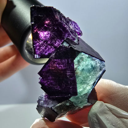 Spécimen de cube de fluorite fantôme vert violet zonal 11:11 Angel Pocket, Namibie 45*32*17mm 
