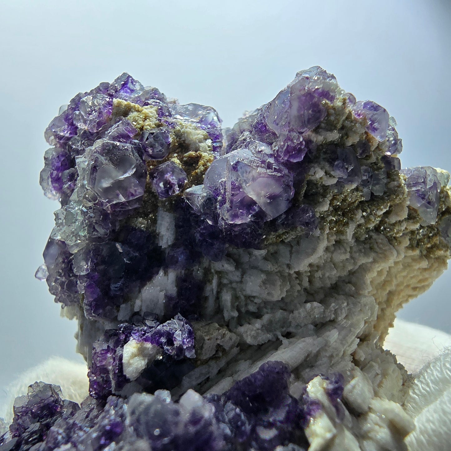 Cube de fluorite fantôme, hyalite, spécimen d'orthose, Erongo, Namibie, 73 x 52 x 49 mm 