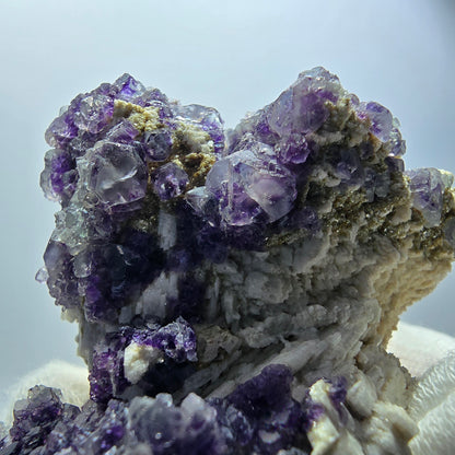 Cube de fluorite fantôme, hyalite, spécimen d'orthose, Erongo, Namibie, 73 x 52 x 49 mm 