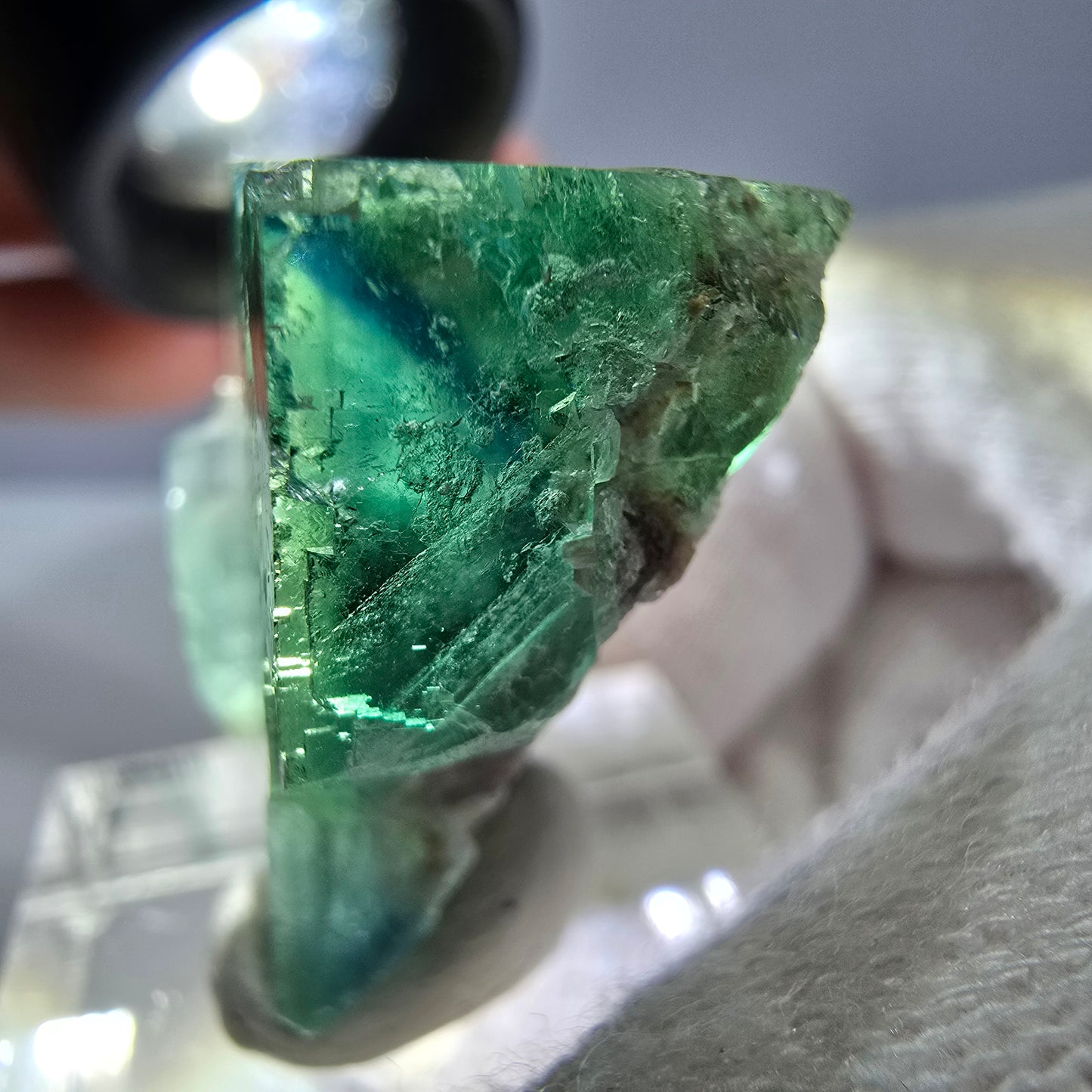 Spécimen de cube de fluorite fantôme très clair, vert turquoise Okorusu, Namibie 35*32*21mm 