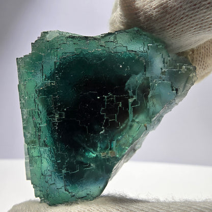 Spécimen de cube de fluorite fantôme transparente, parqueté Okorusu Namibie 66*54*34mm 