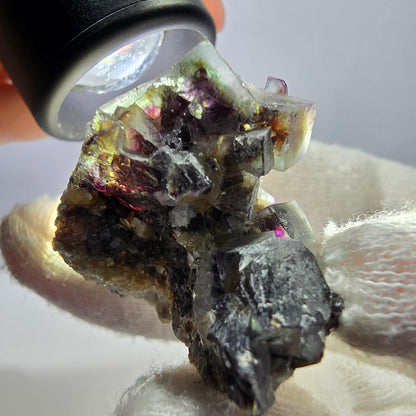 Spécimen de fluorite fantôme colorée, tourmaline scholle, muscovite, Erongo, Namibie, 43 x 31 x 25 mm 