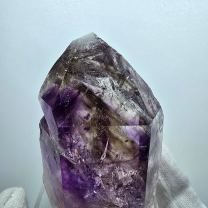 Großer Phantom Amethyst mit Hämatit Streep Mine, Goboboseb, Namibia 63*44*33mm