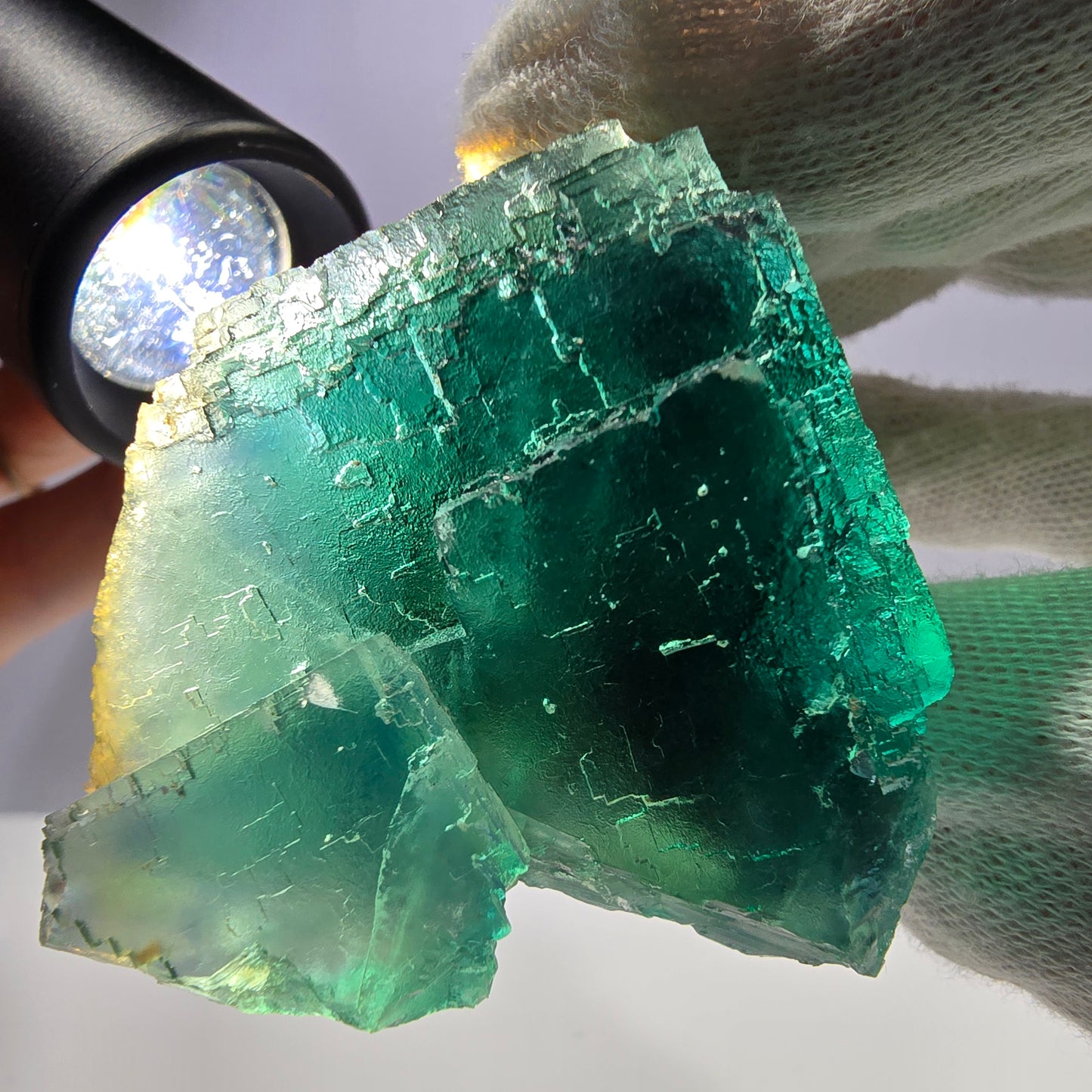 Rare spécimen de cube de fluorite fantôme, parqueté vert Okorusu, Namibie, 80 x 50 x 37 mm 