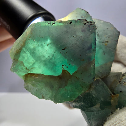Grand spécimen de cube de fluorite fantôme, parqueté zonal Okorusu Namibie 74*68*36mm 