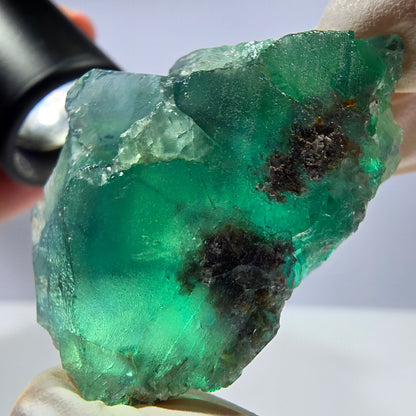 Spécimen de cube de fluorite fantôme transparente, vert parqueté, Okorusu, Namibie, 44 x 32 x 22 mm 