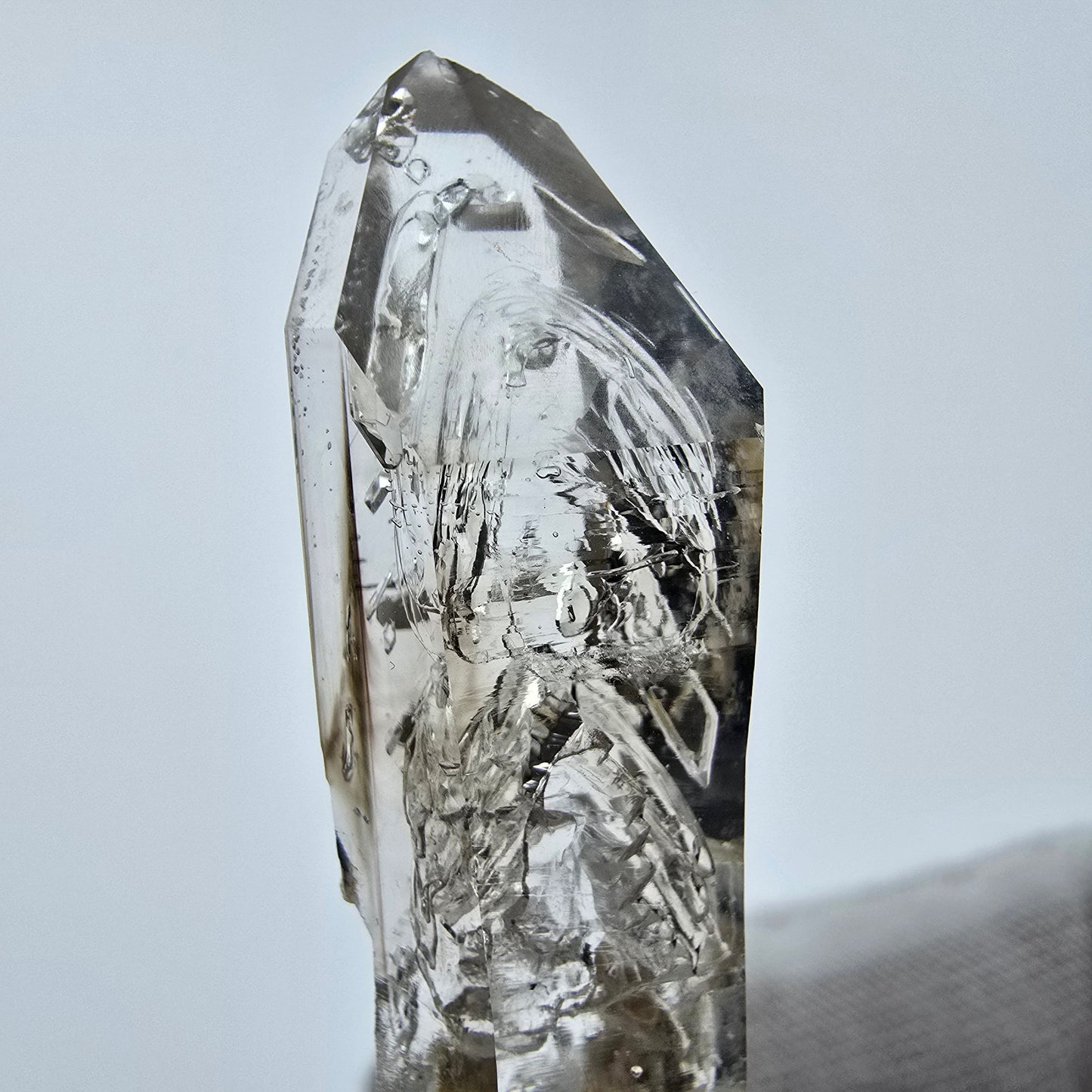 Enhydro Phantom Smoky Quartz Sceptre Tip 1x Bubble Goboboseb, Namibie 53*16*13mm 
