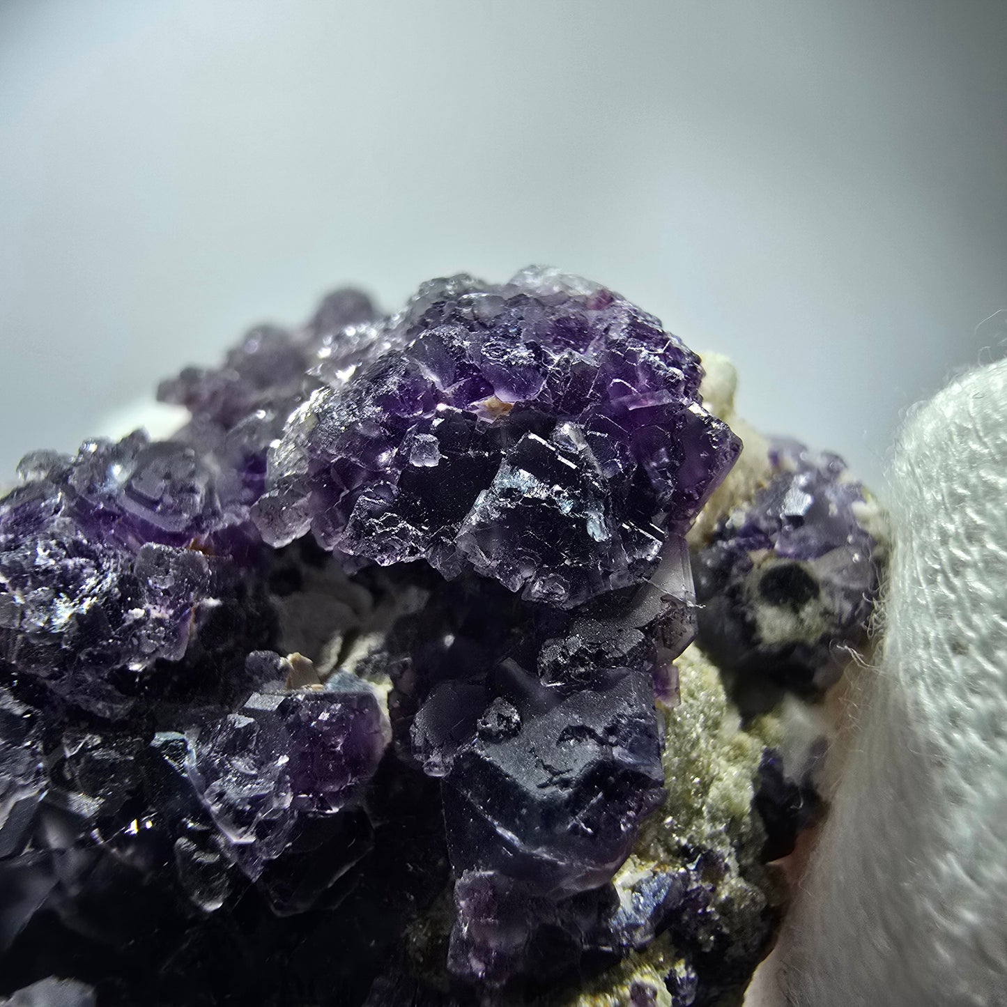 Phantom fluorite, hyalite, muscovite, orthoclase stage Erongo, Namibia 43*41*30mm 