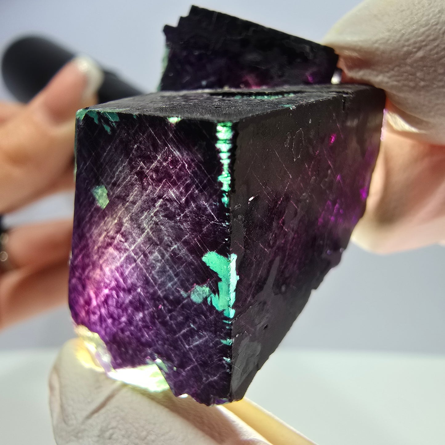 Spécimen de cube de fluorite fantôme vert violet zonal 11:11 Angel Pocket, Namibie 43*31*28mm 