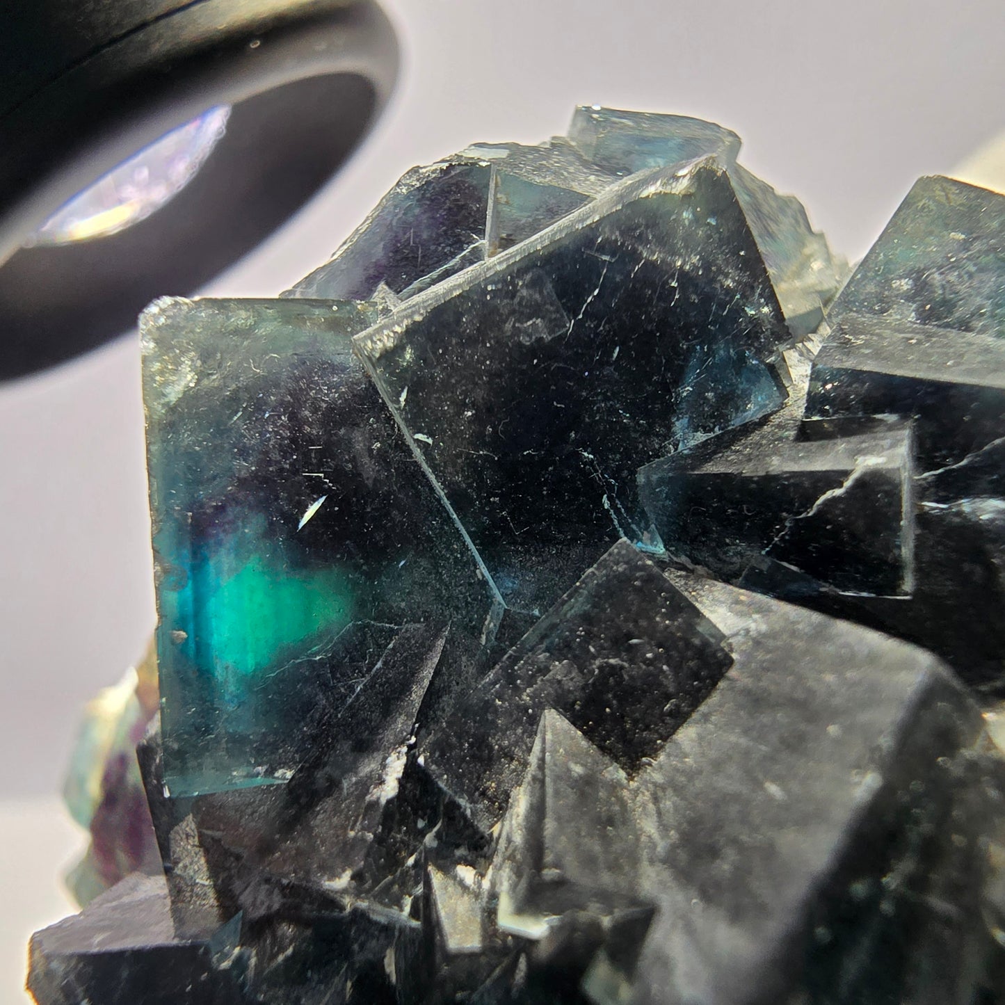Grand spécimen de cube de fluorite fantôme zonal, nouvelle découverte ! Okorusu, Namibie, 97 x 62 x 36 mm 