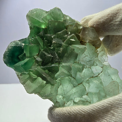 Grand cube de fluorite fantôme étagé, vert Okorusu Namibie 100*74*22mm 