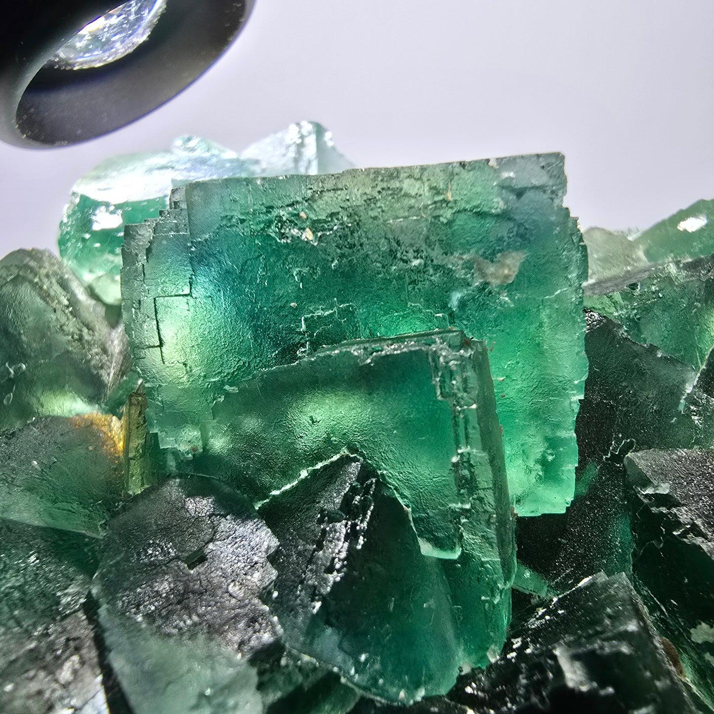 Grand spécimen de cube de fluorite fantôme, vert parqueté Okorusu Namibie 113*95*54mm 