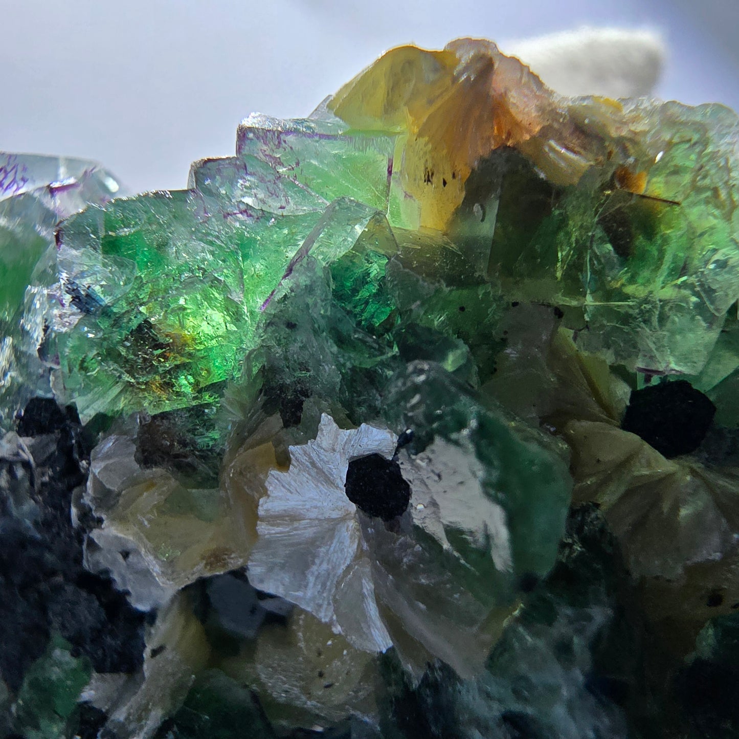 Phantom Fluorit, Rauchquarz, Muskovit, Schörl Turmalin Erongo Namibia 53*49*30mm