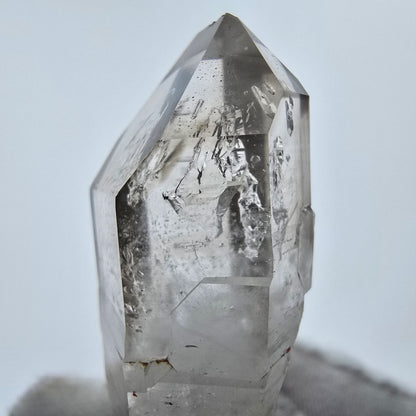 Enhydro Phantom Rauchquarz Zepter Spitze 2x Blase Goboboseb, Namibia 43*21*15mm