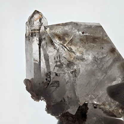 Sceptre DT Enhydro Skeleton Smoky Quartz, 2 gobos de poche Bubble Valentine. Namibie 126 x 66 x 50 mm 