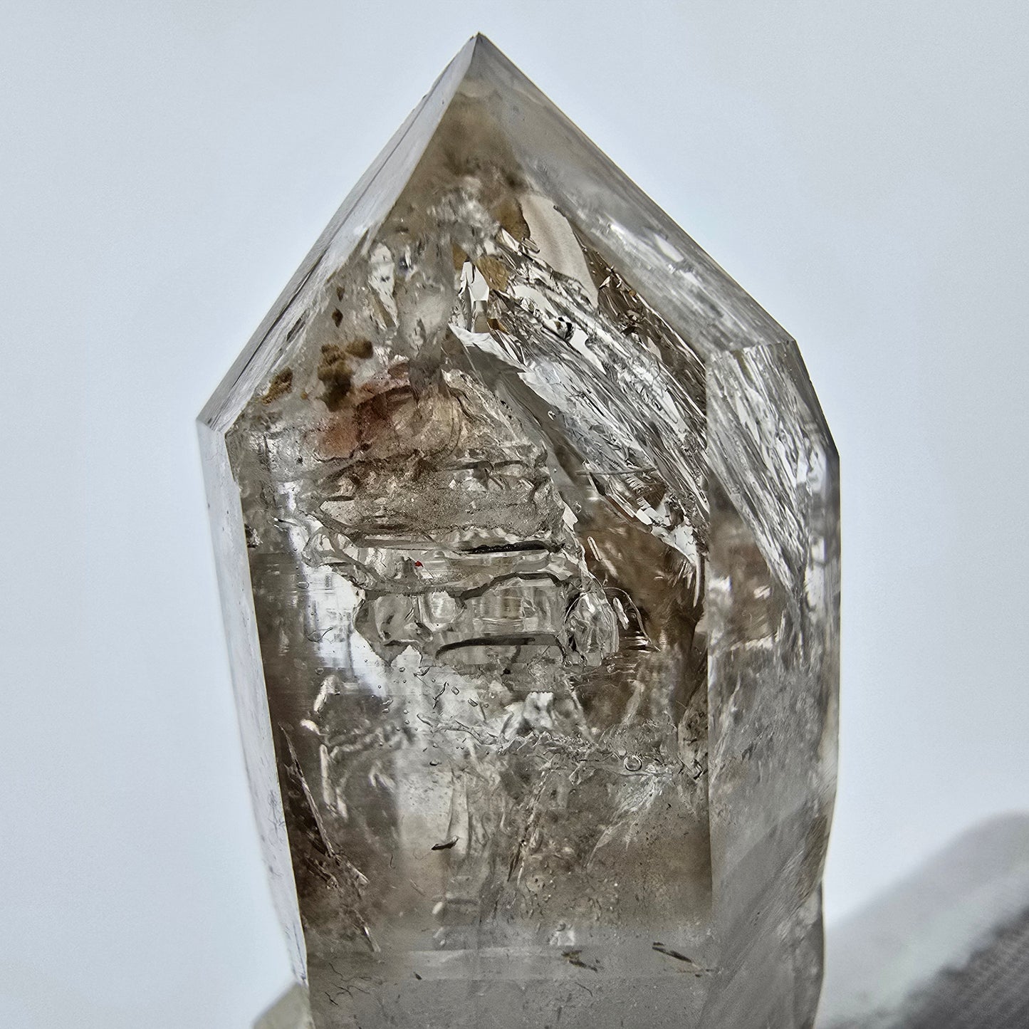 Enhydro Phantom Smoky Quartz Sceptre Tip 2x Bubble Goboboseb, Namibie 61*27*22mm 