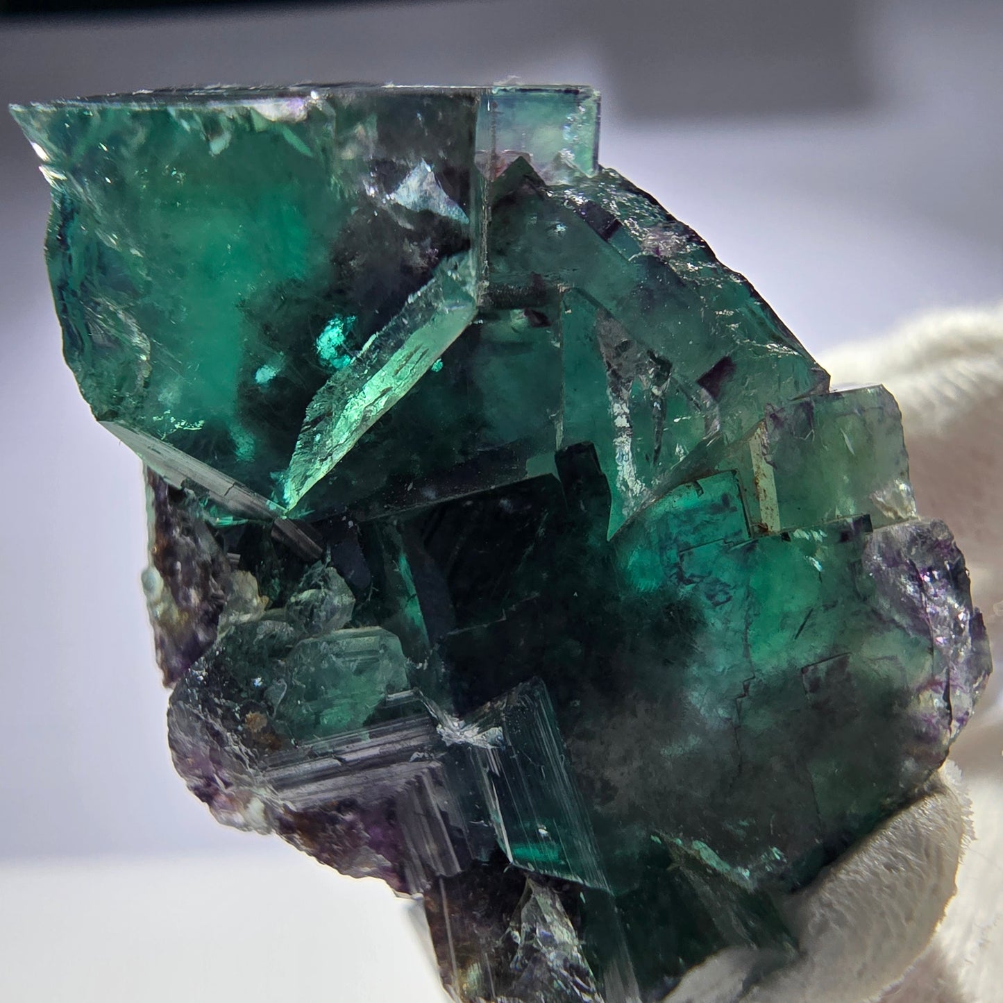 Seltene Phantom Fluorit Würfel Stufe zonal grün lila Okorusu, Namibia 38*28*24mm