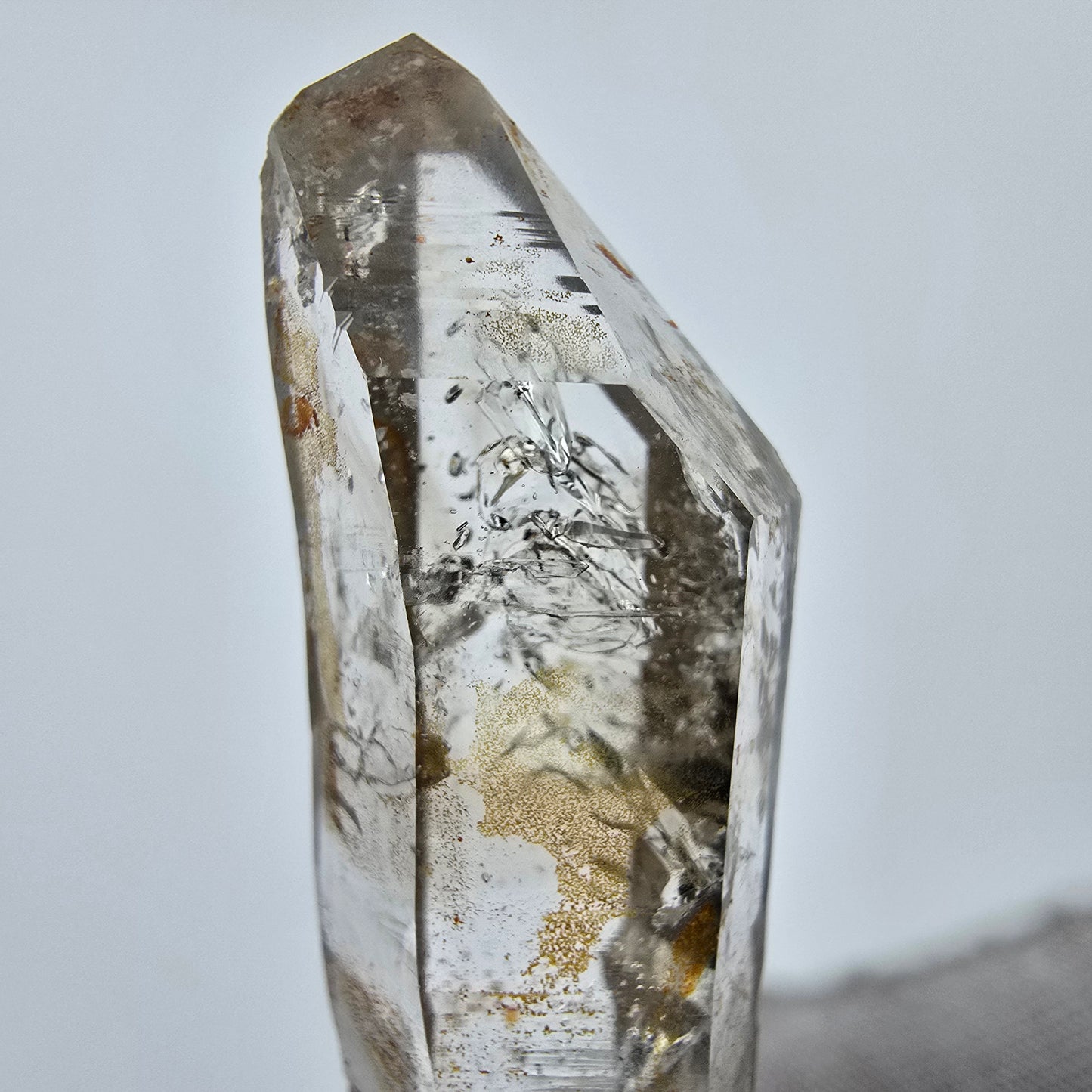 Enhydro Phantom Smoky Quartz Sceptre Tip 1x Bubble Goboboseb, Namibie 52*16*13mm 