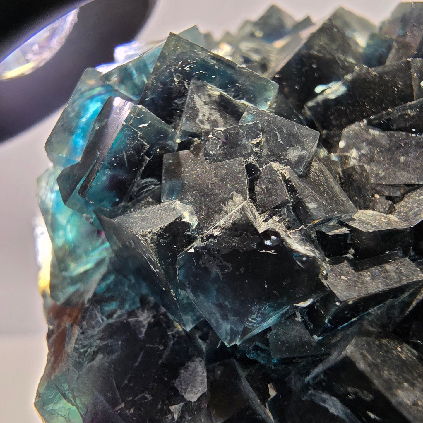 Grand spécimen de cube de fluorite fantôme zonal, nouvelle découverte ! Okorusu, Namibie, 97 x 62 x 36 mm 