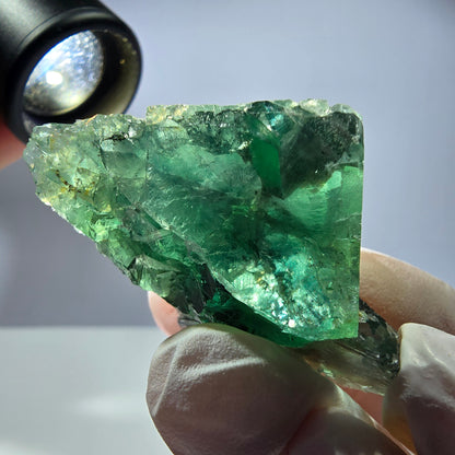 Spécimen de cube de fluorite fantôme transparente, vert parqueté, Okorusu, Namibie, 48 x 38 x 23 mm 