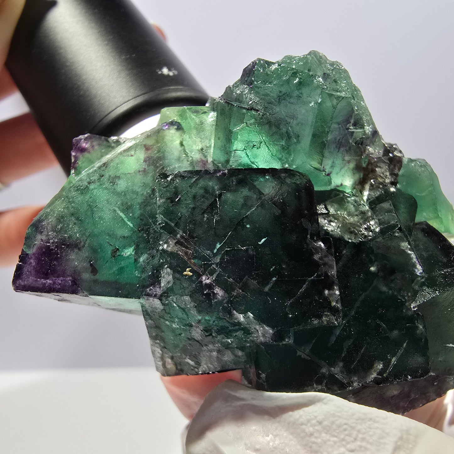 Spécimen de cube de fluorite fantôme, parqueté, vert violet Okorusu, Namibie 62*46*32mm 