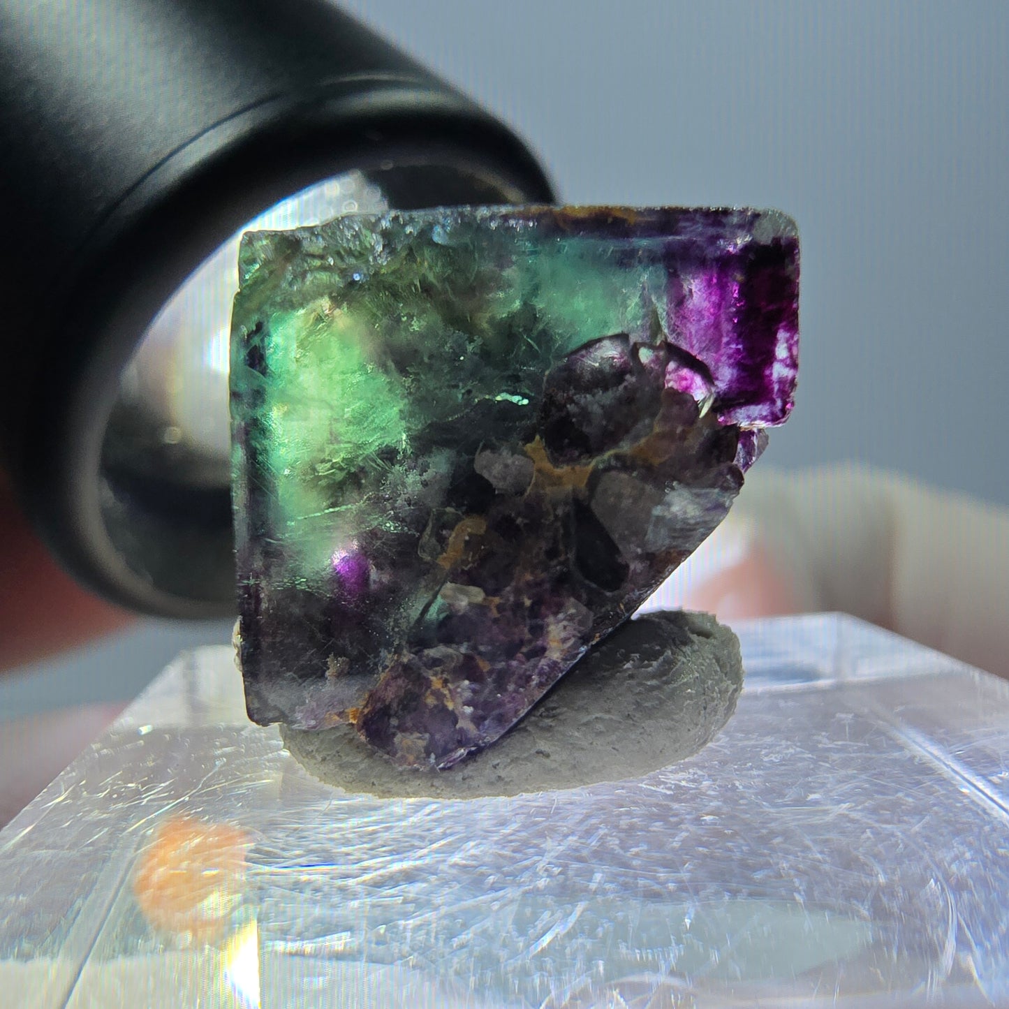 Spécimen de cube de fluorite fantôme, parqueté vert violet Okorusu, Namibie 15*15*14 mm 