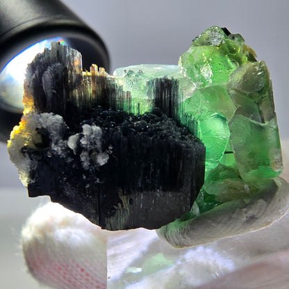 Fluorite fantôme, tourmaline Schörl, muscovite, hyalite, stade Erongo, Namibie 27*25*20 mm 