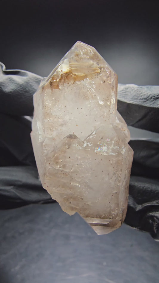Sceptre de Quartz fumé squelette fantôme, Goboboseb à Double extrémité, namibie, 56x33x26mm