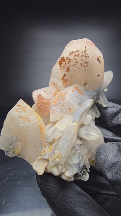 Spécimen rare de quartz en treillis (quartz en treillis) collection Erongo namibie 88*54*53mm